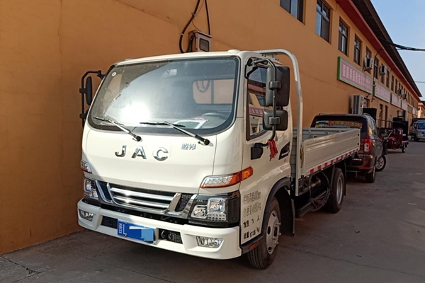 DƬ9.jpg