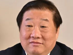 山東重工集團(tuán)與越南長(zhǎng)海集團(tuán)簽署戰(zhàn)略合作框架協(xié)議